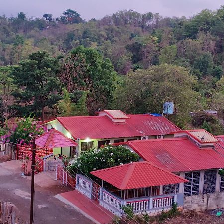 Jenjon Best Retreat Chalets At Sparsh Karjat Resort With Optional Swimming Pool المظهر الخارجي الصورة